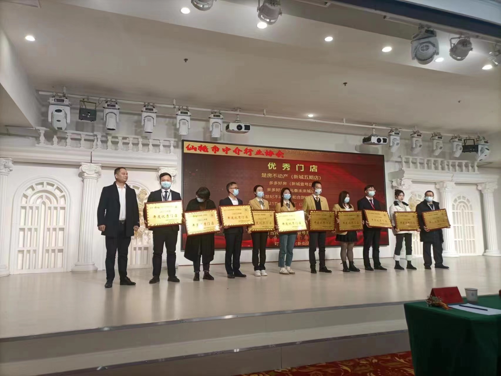 1675305973182832.jpg 76ebf0cadfa45546a775800437c2273.jpg